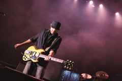 Metric-8-3-26-Tab-ATL-@thelightriot-Chris-Collett-12