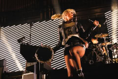 Metric-8-3-26-Tab-ATL-@thelightriot-Chris-Collett-38