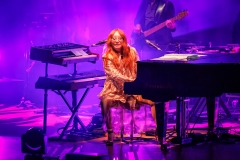 Tori-Amos-7-18-26-ATL-@thelightriot-chris-collett-3