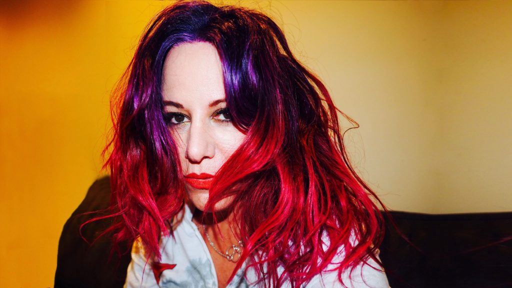 L7’s Jennifer Finch Diagnosed With Aggressive Brain Cancer, Fans Rally With Fundraiser
