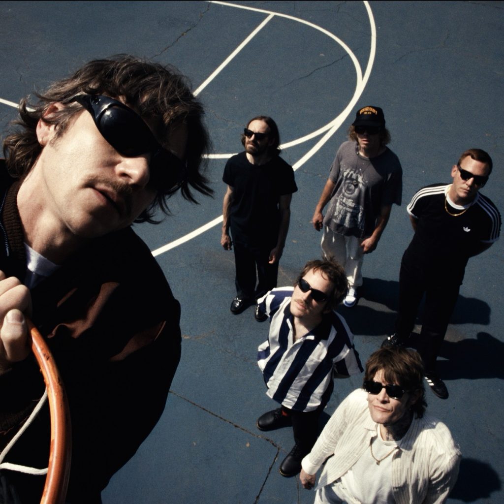 Cage The Elephant | Beaches In Tennessee