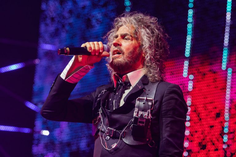 Live Review : The Flaming Lips + Modest Mouse + Friko @ Coca-Cola Roxy, Atlanta GA – Aug 1st 2025