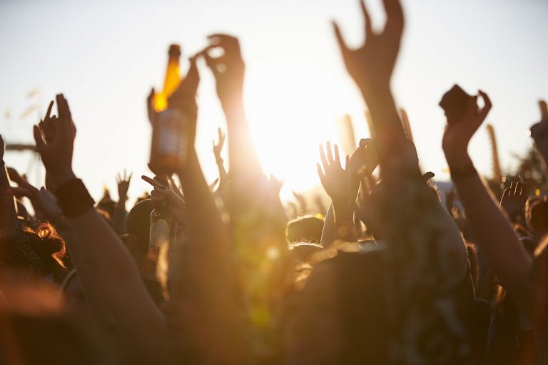 The Ultimate Guide to Heavy Metal Festivals: Celebrate the Sound of Thunder!