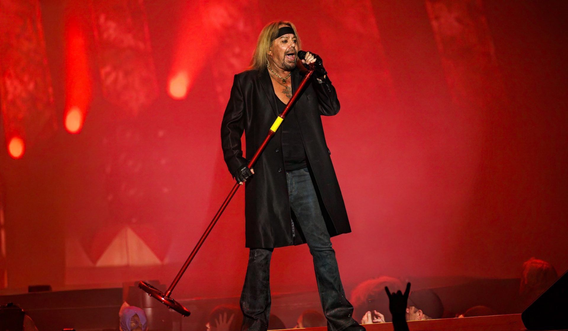 LIVE REVIEW: MÖTLEY CRÜE – THE RETURN OF THE CARNIVAL OF SINS! @ AMERIS BANK AMPHITHEATRE, ALPHARETTA, GA – AUGUST 12, 2026