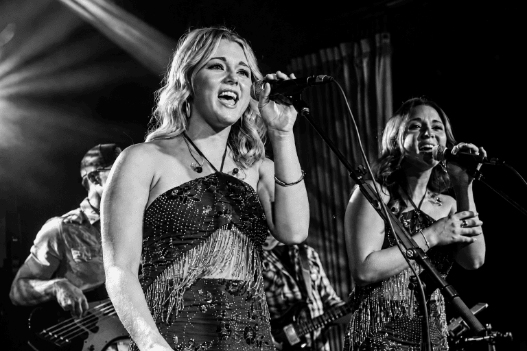 LIVE REVIEW: KIT+CHAR @ SMITHS OLDE BAR, ATLANTA, GA – AUGUST 14, 2026